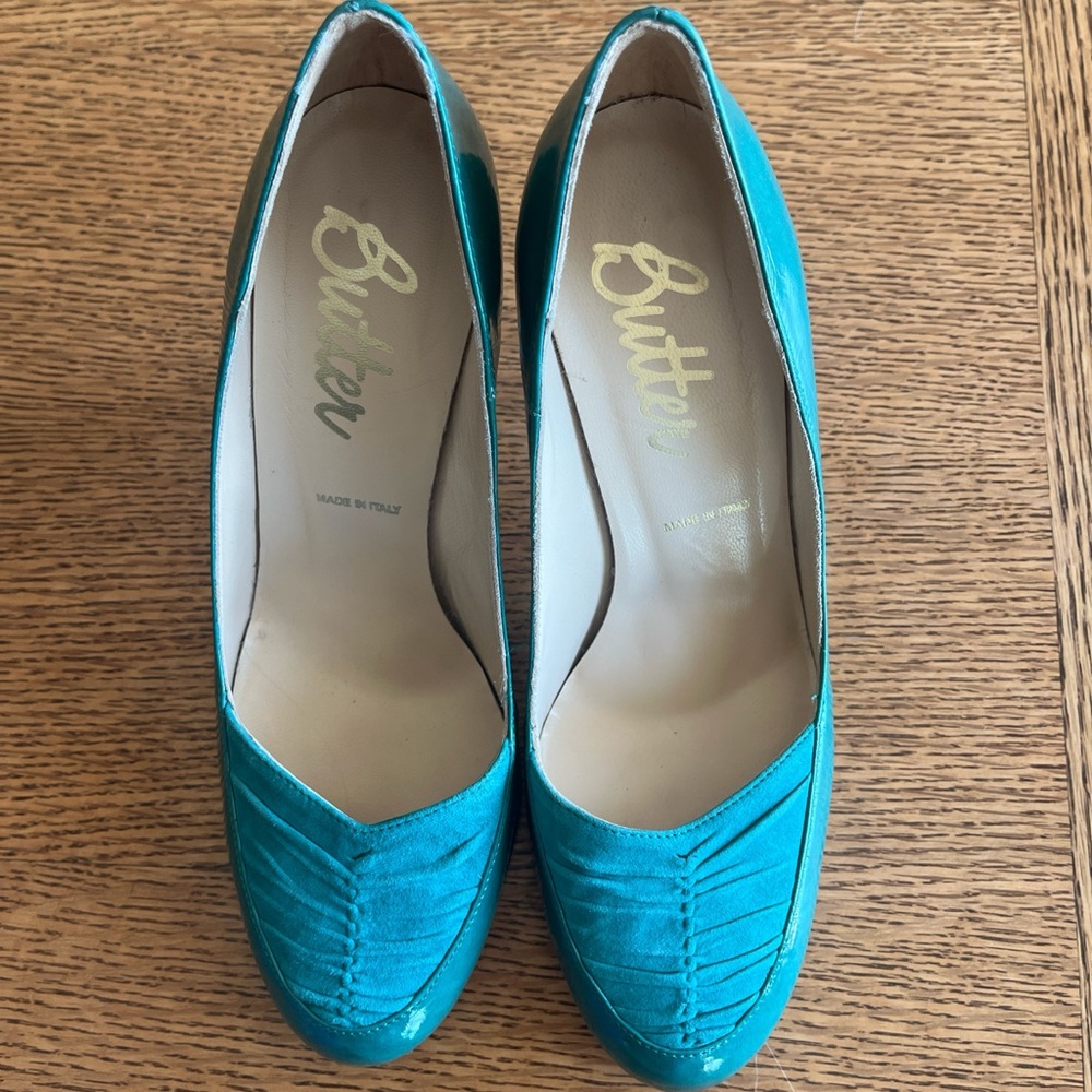 Butter Turquoise Heels
